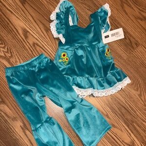 Toddler Girl Shirt & Pants Set with Sunflower Embroidery and Lace Trim